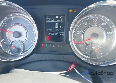 2011 Chrysler Town & Country Touring z USA, uszkodzony, nr VIN 2A4RR5DG3BR611547